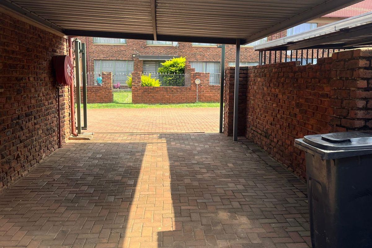 Smart property for sale. - Photo 2