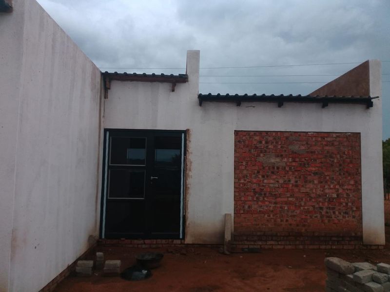 Rustic half-done property for sale. - Photo 6