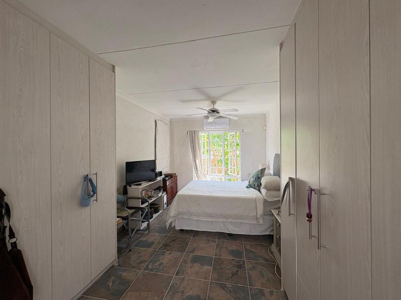 3 Bedroom house with office - Prime Investment Opportunity in Pionierspark! - Photo 2