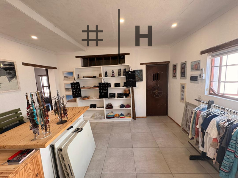 House for Sal in Hentiesbay - Photo 2