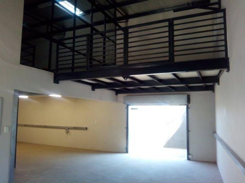 For Sale - Warehouse with Mezzanine Floor in Northern Industrial - Photo 2