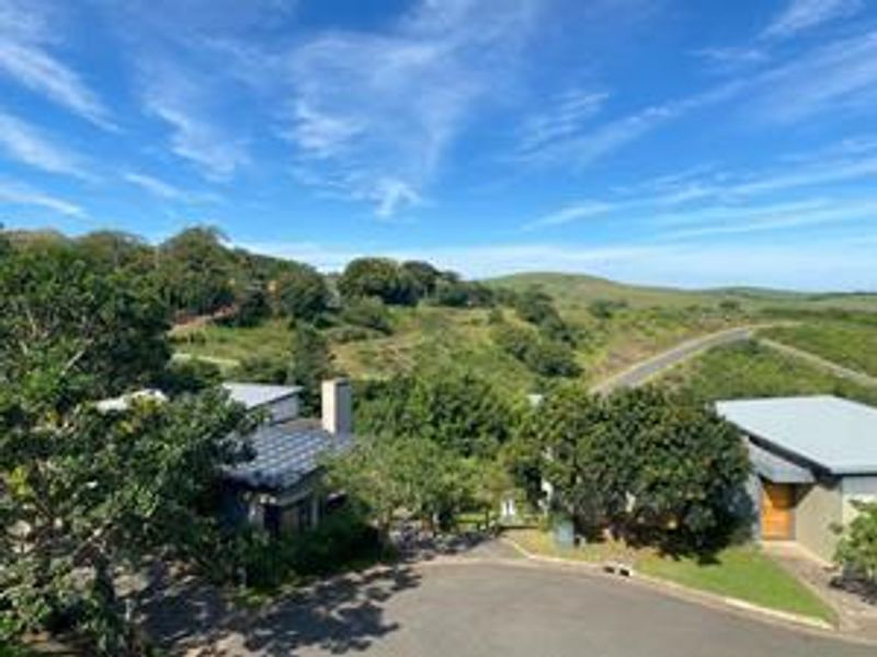 Beautiful 5 Bedroom Home For Sale in Palm Lakes Estate - Photo 5