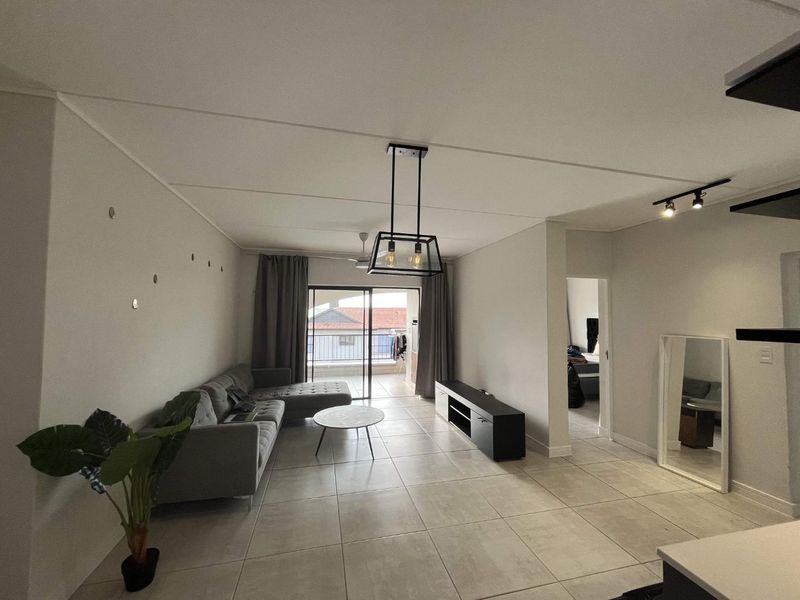 Hendra- Experience luxurious living within a secure complex in Izinga. - Photo 5