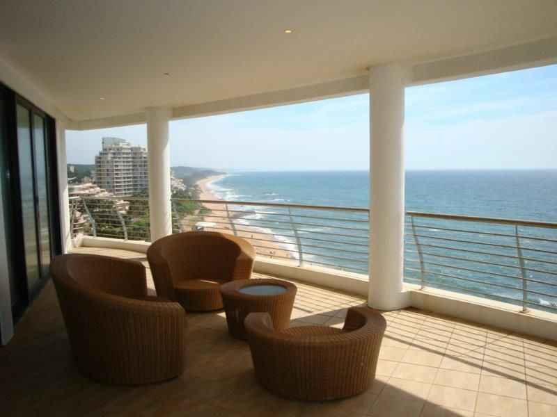 EXCLUSIVE BEACH FRONT APARTMENT - Photo 7