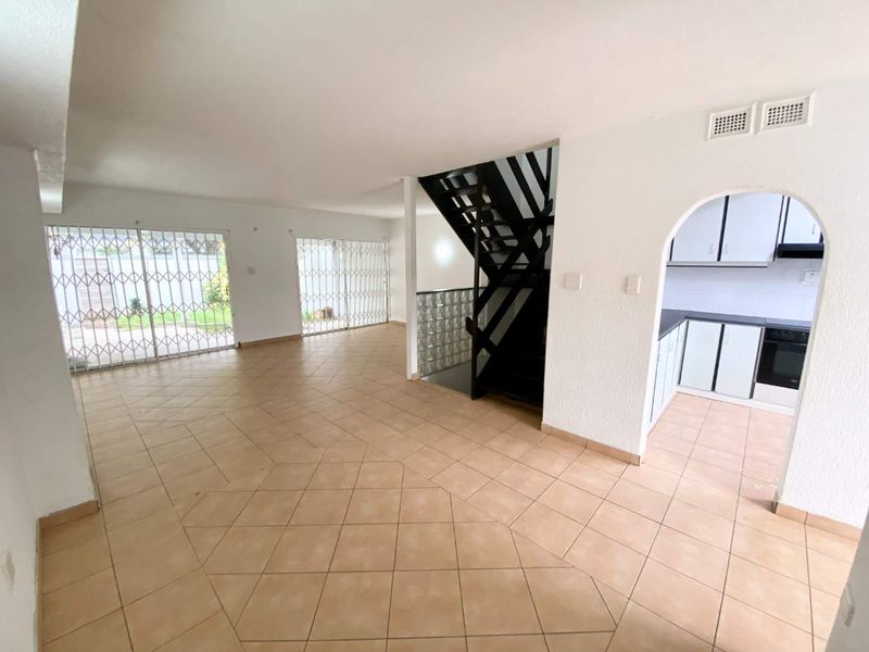 Hendra Estates - Lovely Townhouse For Rent In Prime Umhlanga!! - Photo 5