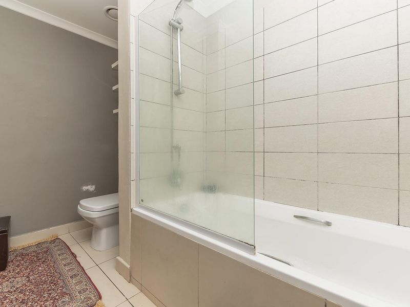 Spacious Furnished Studio With Amazing Views - Photo 8