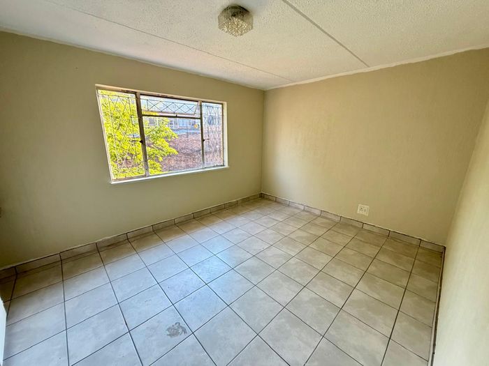 Property #2507008, Apartment Rental Monthly in Eastleigh
