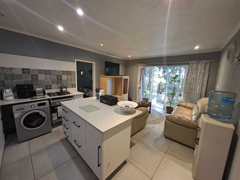 MINI COMPLEX FEEL – MODERN COTTAGE LIVING IN BROMHOF - Photo 10