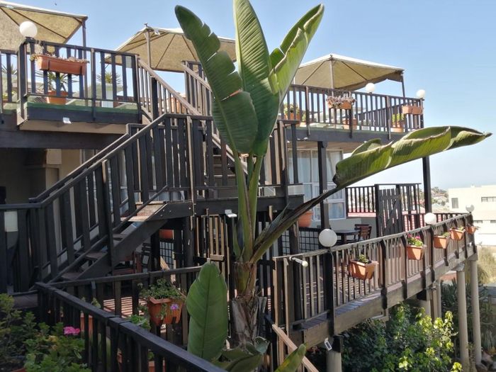 Property #2062721, Guest House Pending Sale in Hage Heights