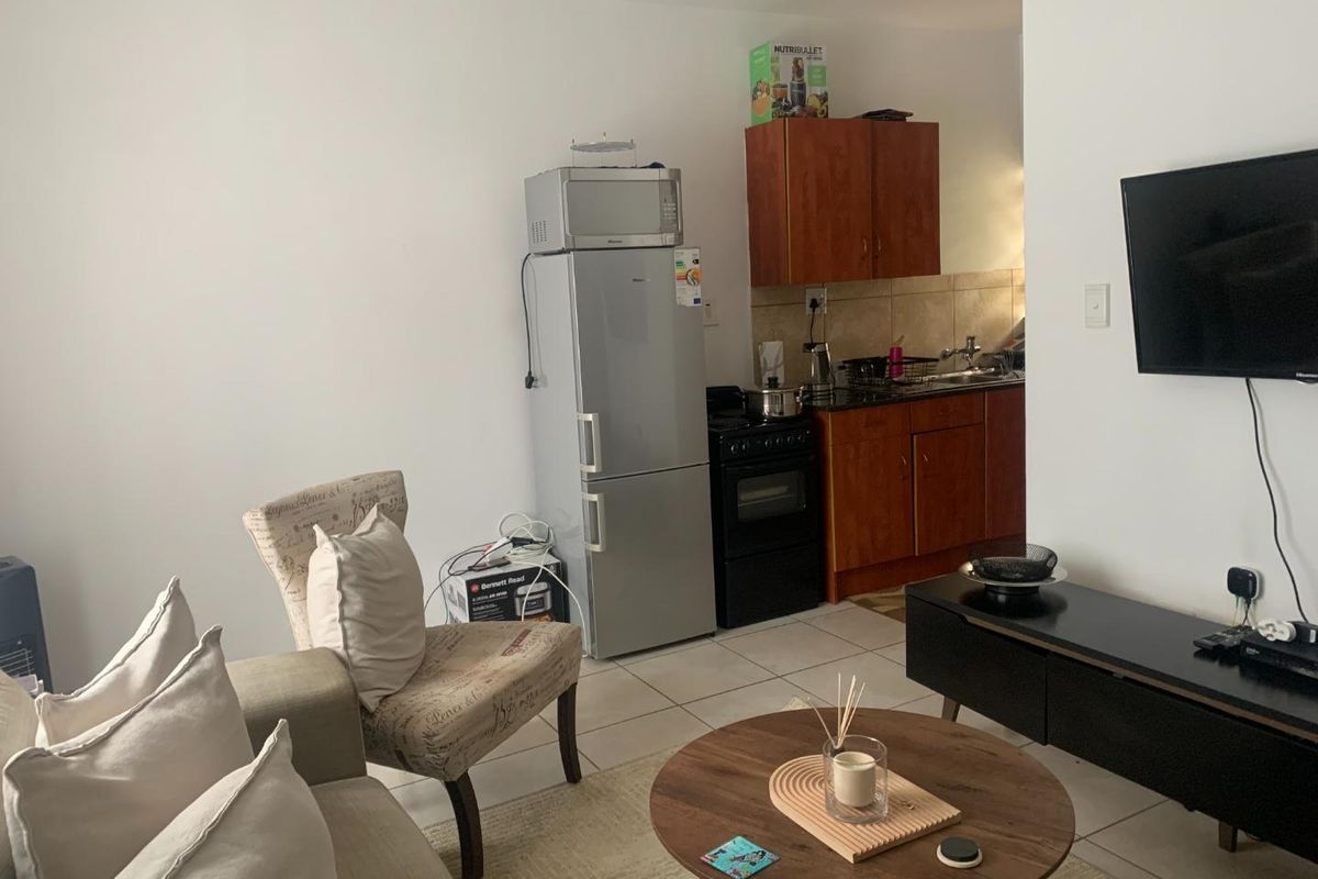 2 bedroom apartment fir sale in Jabulani Manor Soweto - Photo 3