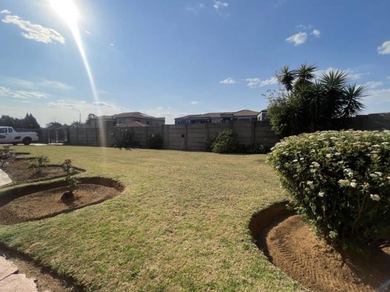 1 Bedroom newly renovated Garden Cottage To Rent in Klippoortjie Boksburg. - Photo 4