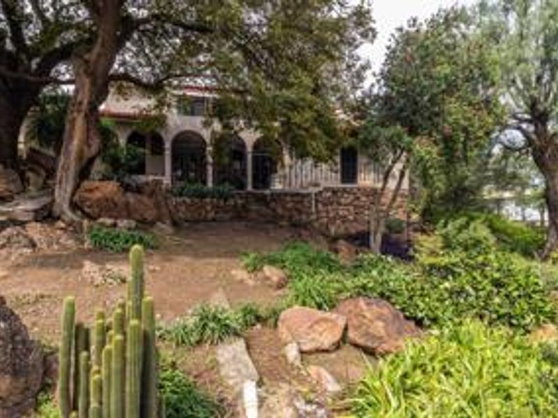 Premier Multi-Dwelling Estate in Oakdene Hills – Scenic Views, Private Sanctuary & Income Potential! - Photo 6
