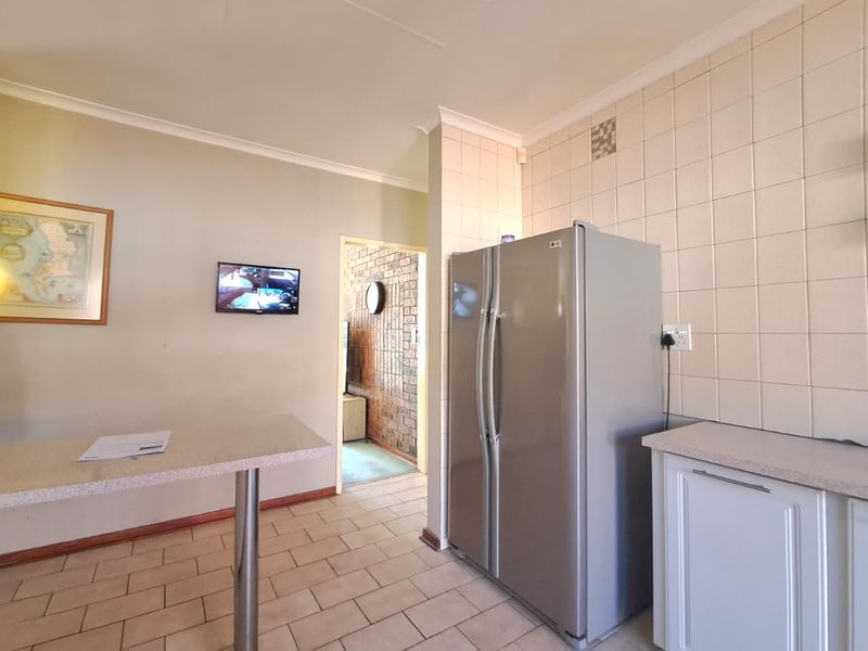 3 Bedroom Cluster for Sale in Mayberry Park - Photo 4