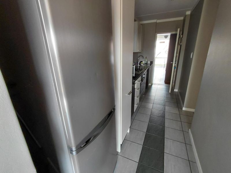 Modern Studio Apartment for Sale at The Paddocks, Dainfern – Ideal Investment or First Home - Photo 6