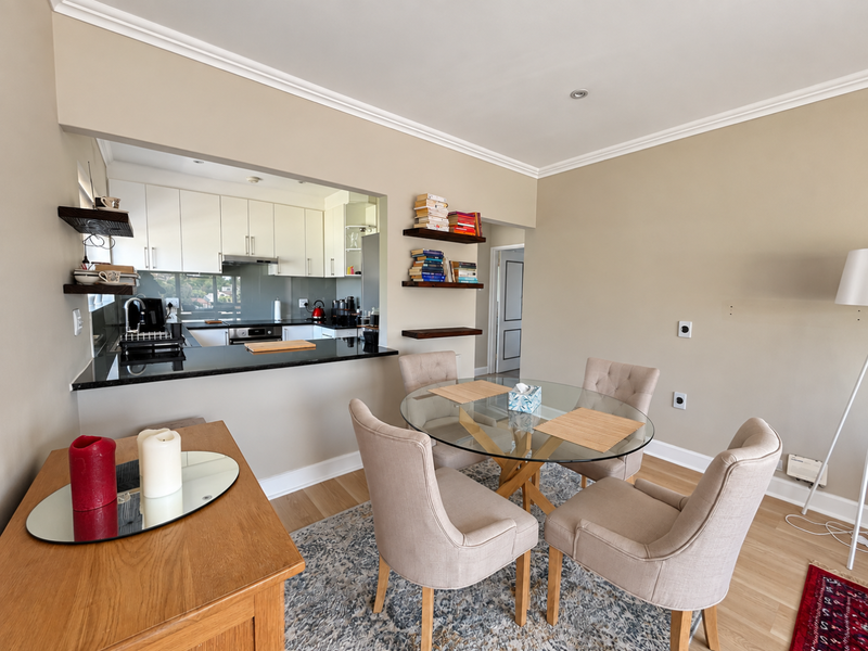Renovated 1-bedroom apartment in the heart of Rosebank - Photo 9