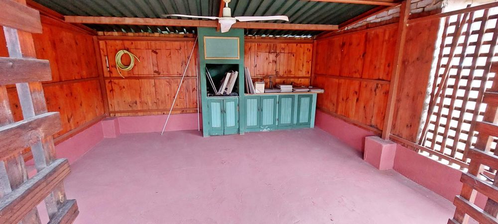 Entertaining area