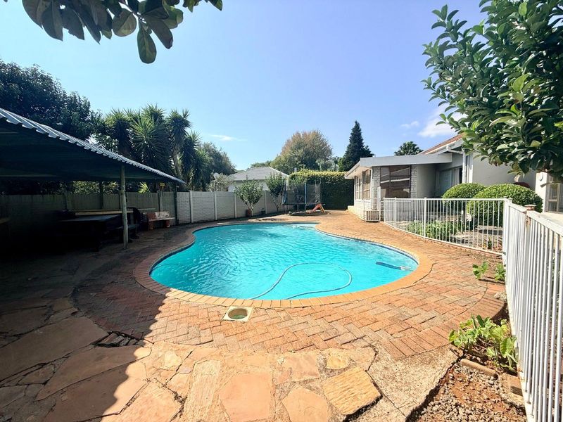 Beautiful 4 bedroom house for sale in Vryheid - Photo 5