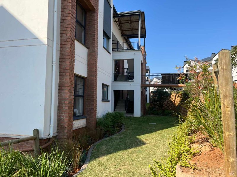 Sole mandate apartment priced to sell... - Photo 4