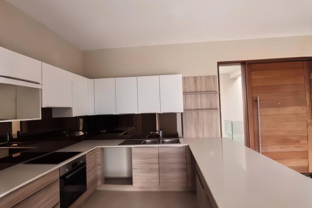 Le Savoy Residence – Luxury Living at its Finest - Photo 4