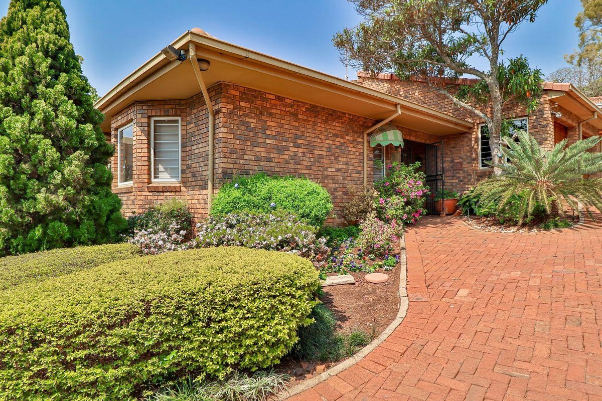 3 BEDROOM CLUSTER FOR SALE IN GROENKLOOF - Photo 2