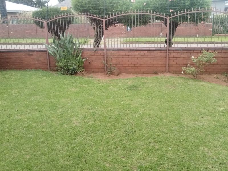 Well, Located Family Home for Sale in Springs - Photo 4