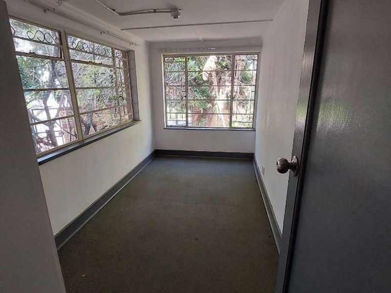 Room to rent in Menlo Park - Photo 7