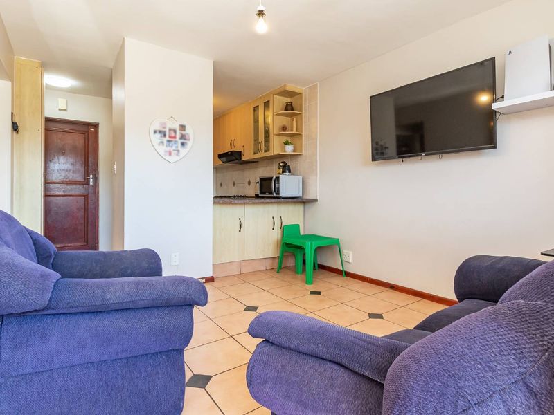 Mountain views and morning coffee! - Photo 8