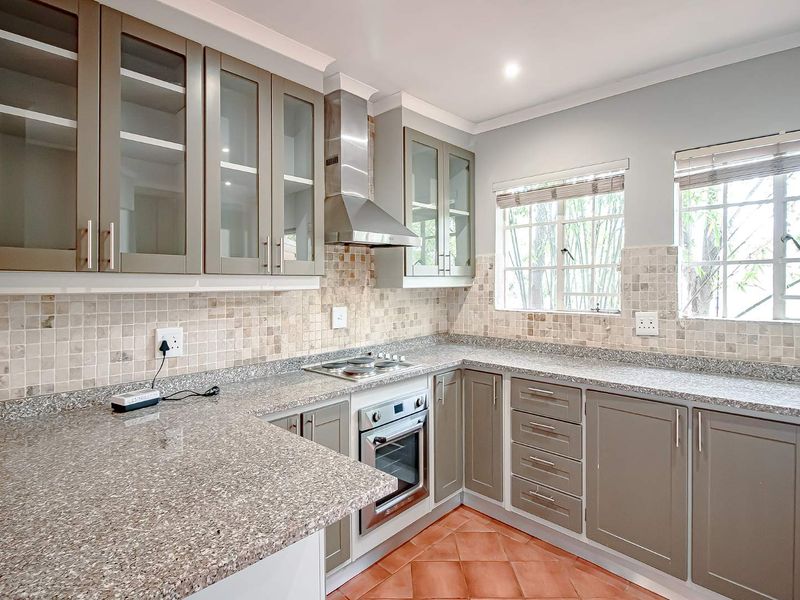 2 bedroom duplex in secure complex in Sterrewag - Photo 4