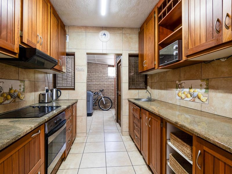 Heart of Warner Beach - Photo 8