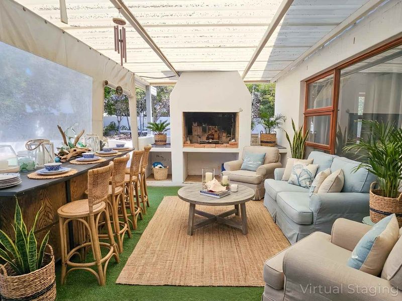 Spacious, family home near the water! - Photo 2