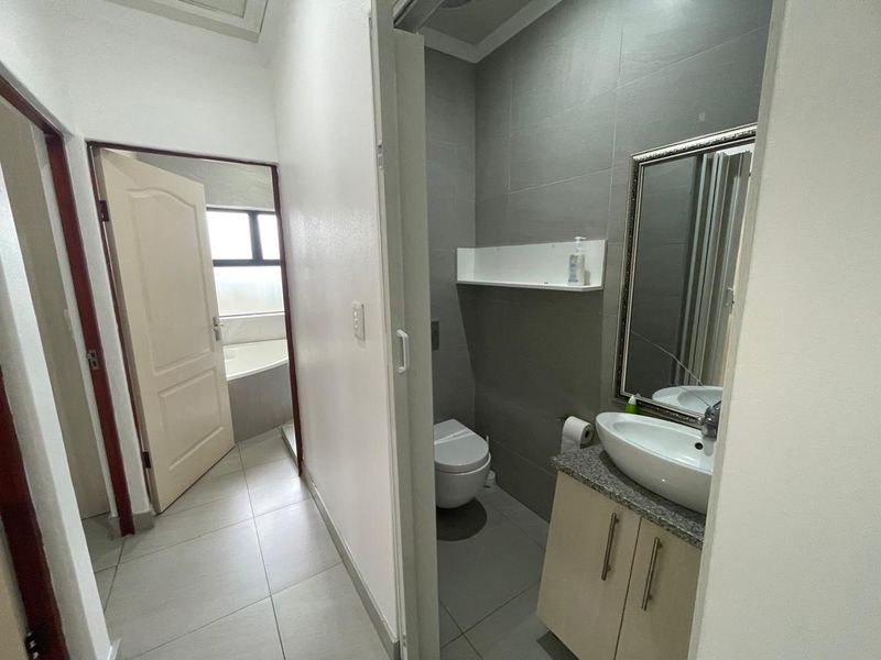 Modern Home For Sale in Palm Lakes Estate - Photo 8