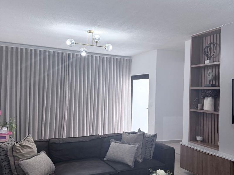 AVIS| SPACIOUS | TOWNHOUSE - Photo 6