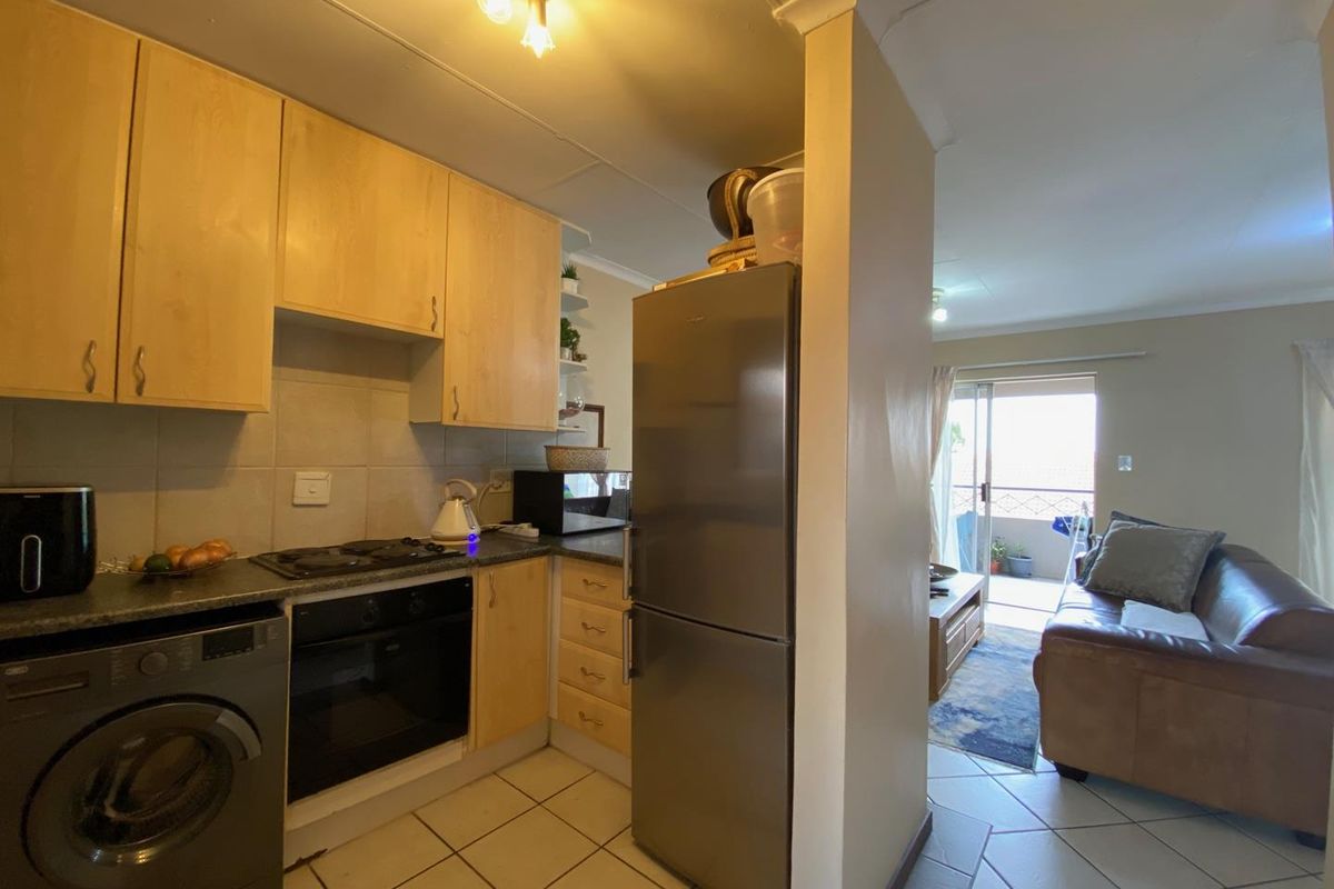 Charming Top-Stack Unit with Stunning Views! - Photo 2