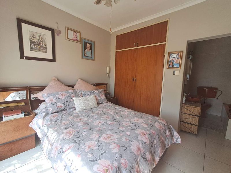 3 Bed, 2 bath House, East Lynne - Photo 10