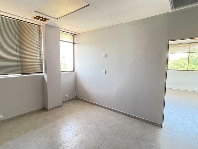 Prime Medical & Wellness Rooms To Let in Umhlanga - Photo 7