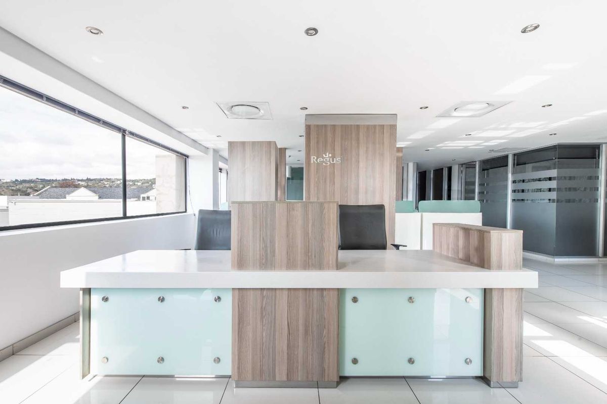 Private office space for 1 person in Regus Brooklyn Bridge - Photo 3