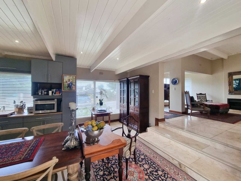 Elegant Living Steps from the Ocean! - Photo 9