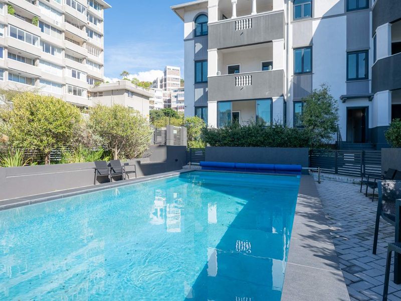 Furnished 1 Bedroom Apartment Available 1 June - Photo 2