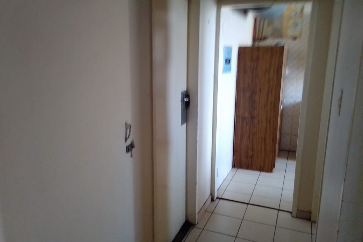 Secure Living in Prime Location - Don't Miss Out! - Photo 2