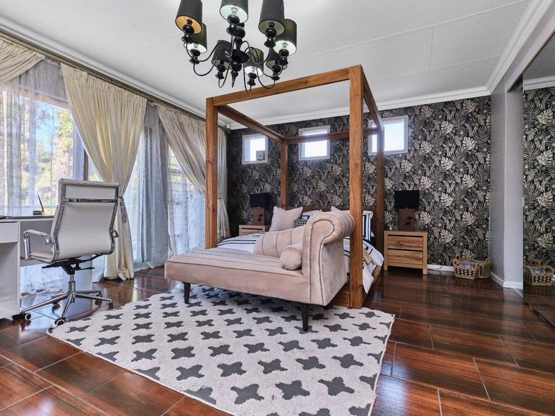 A Home That Has It All, Comfort, Style & Sustainability - Photo 8