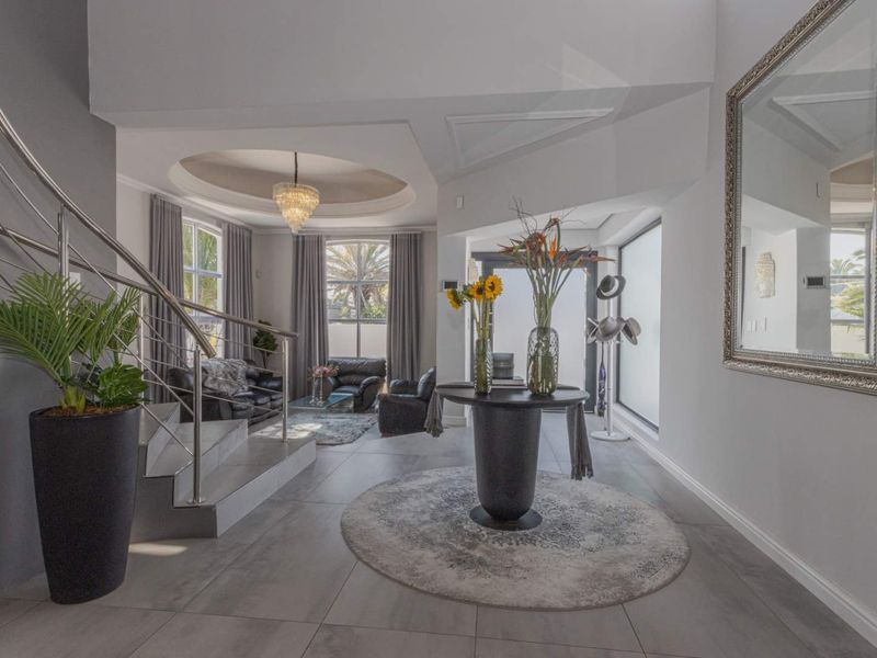 Extravagant Coastal Home in Sunset Beach - Photo 5