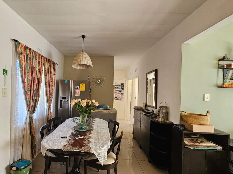Modern 2-Bedroom Apartment in Horizon View - Photo 3