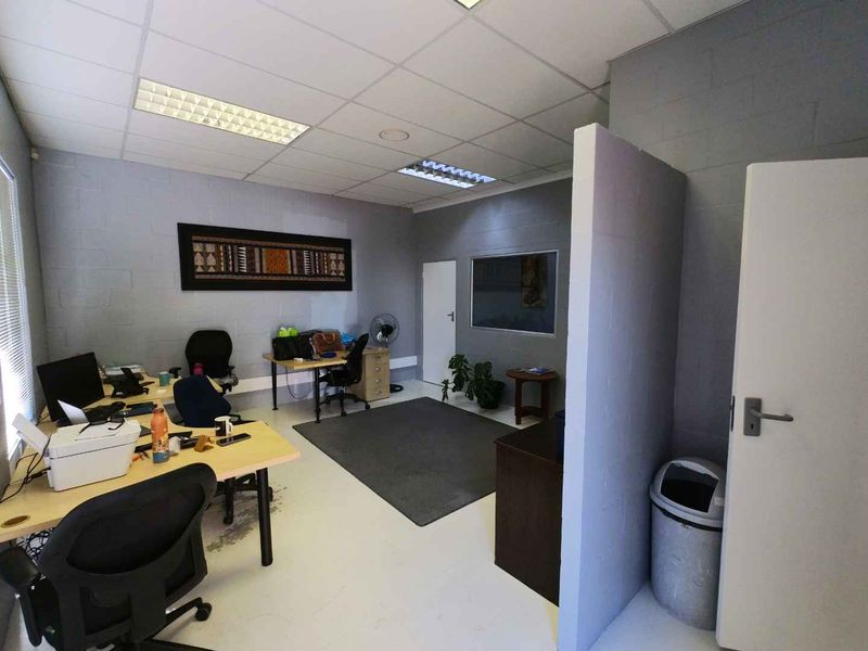 Secure Office Space To Let near Century City - Photo 3