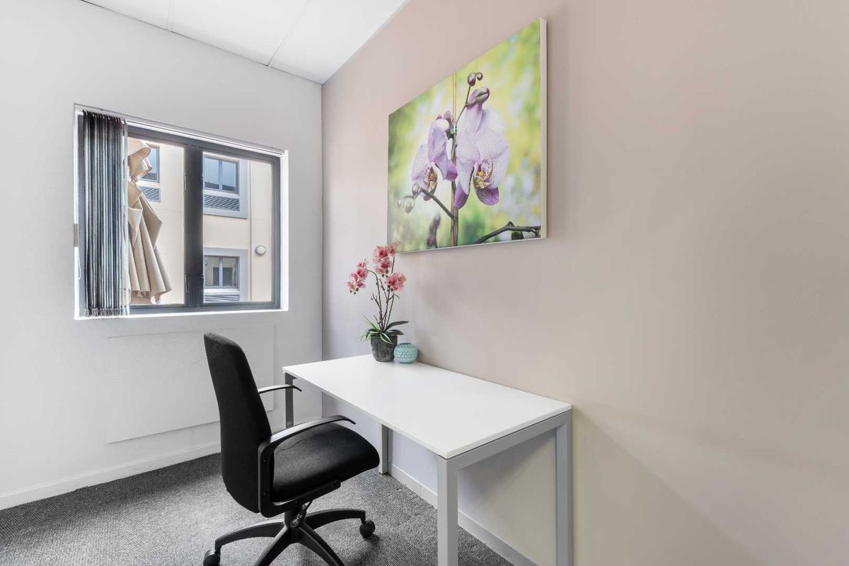 Fully serviced private office space for you and your team in Regus West Rand, Clearwater - Photo 2