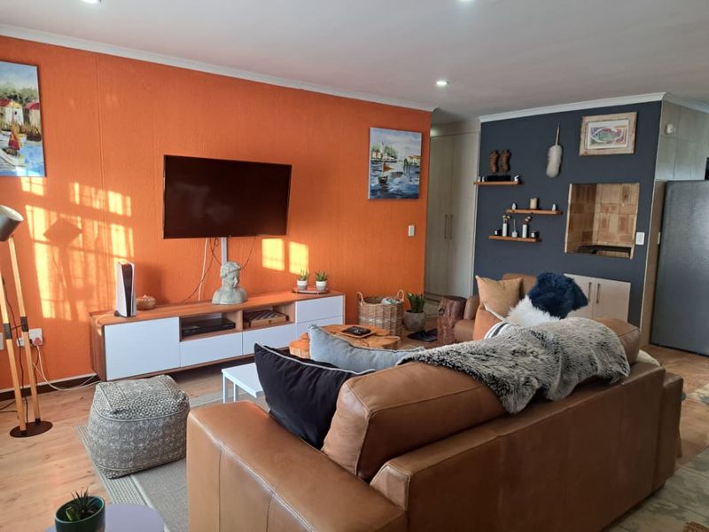 Perfect Family Living - Photo 5
