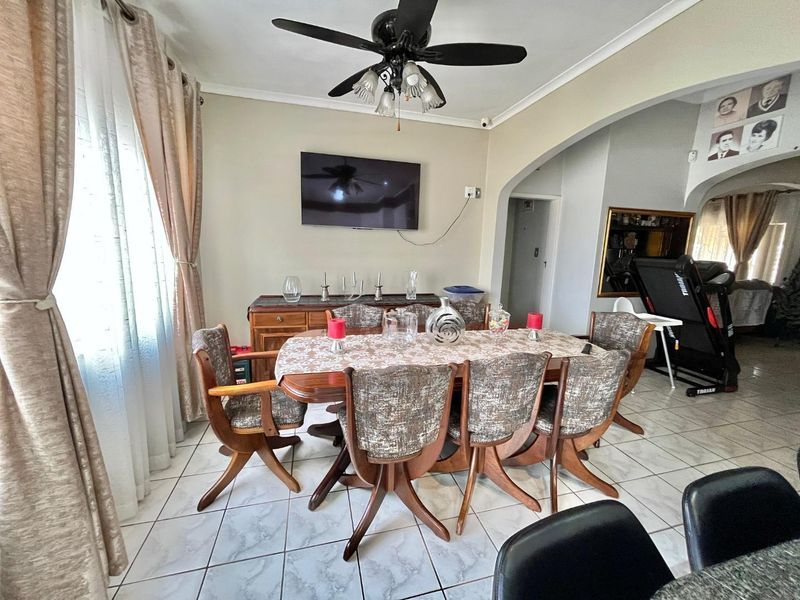 Germiston South Treasure: Classic Charm Meets Modern Living - Photo 5