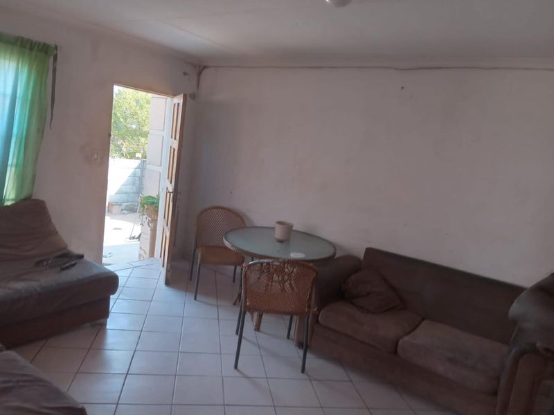 HOUSE IN NEED OF LOVING CARE - Photo 5
