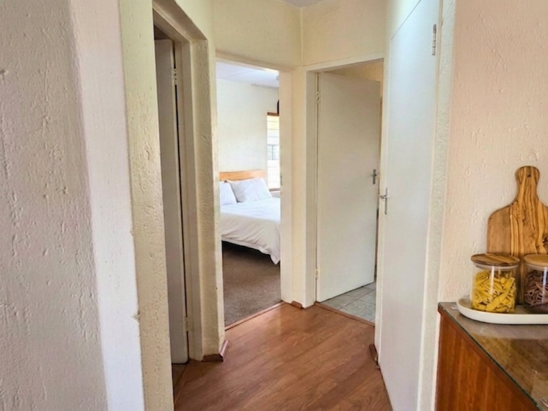 Modern 2-Bedroom Apartment in the Heart of Sandton - Photo 7