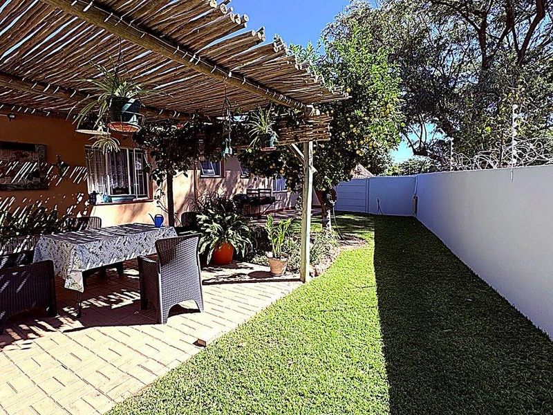 Town House For Sale. - Photo 5