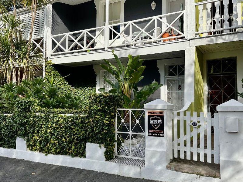 Architectural Delight in De Waterkant - Photo 1